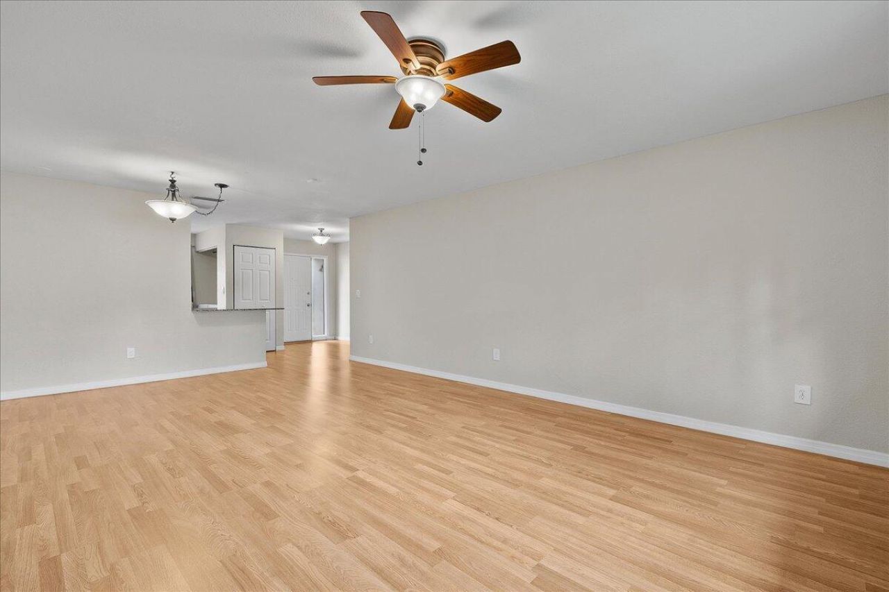 325 Pennington Court, Royal Palm Beach, FL 33411 Photo