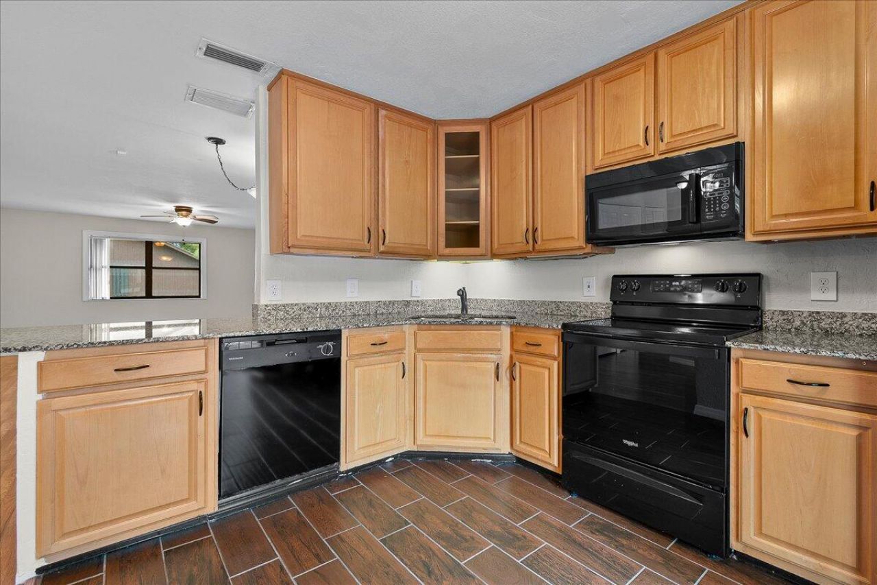 325 Pennington Court, Royal Palm Beach, FL 33411 Photo