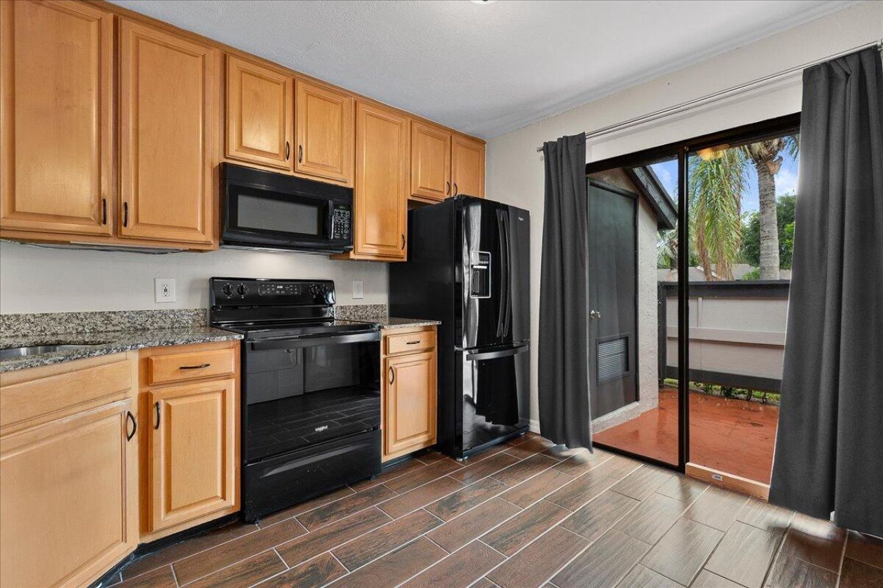 325 Pennington Court, Royal Palm Beach, FL 33411 Photo