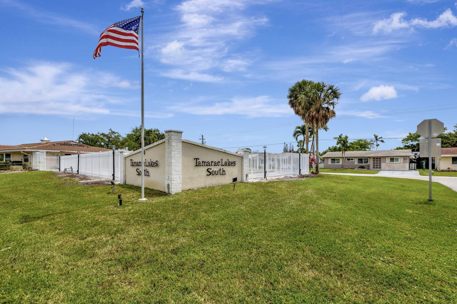 4901 NW 27th Way, Tamarac, FL 33309 Photo