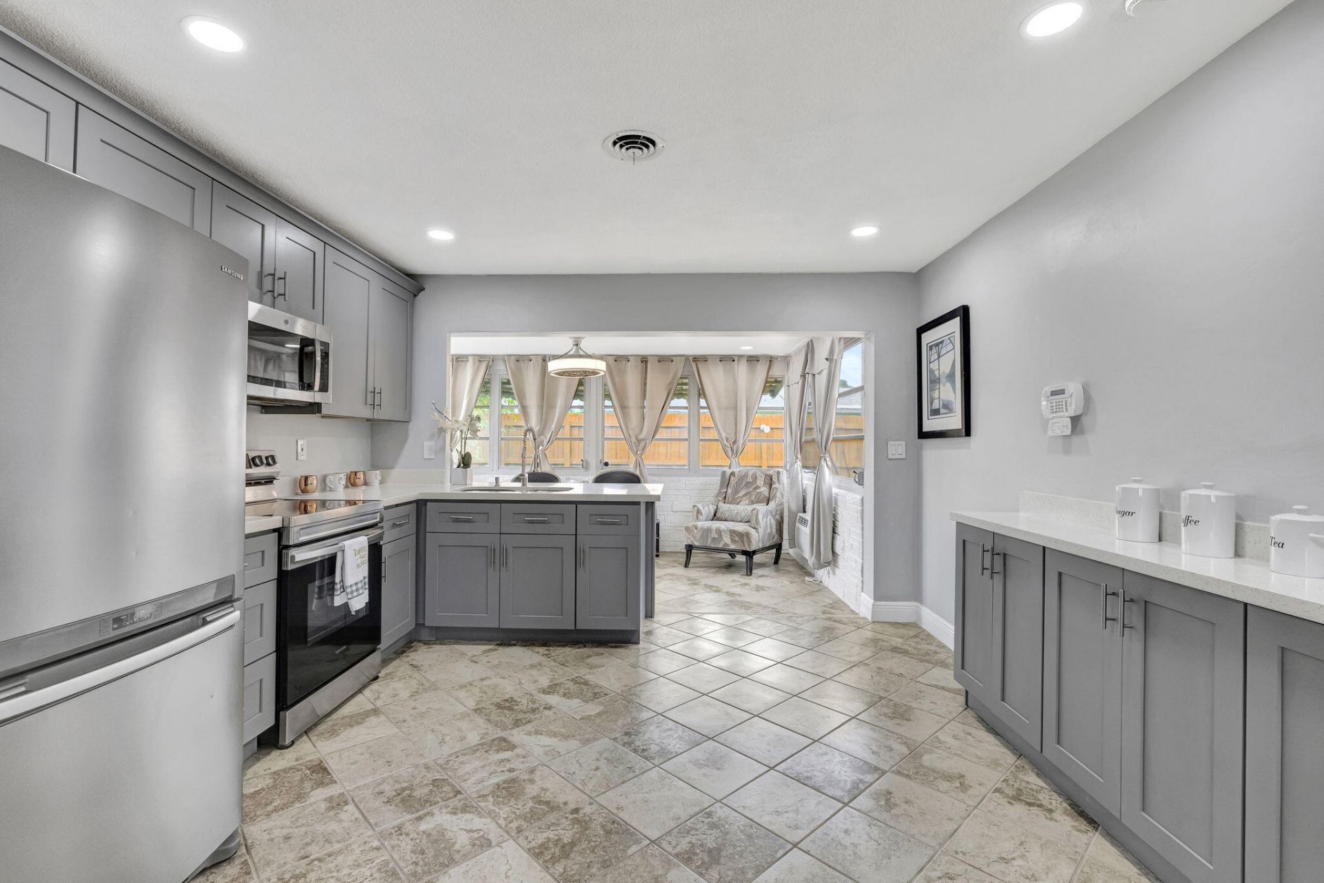 4901 NW 27th Way, Tamarac, FL 33309 Photo