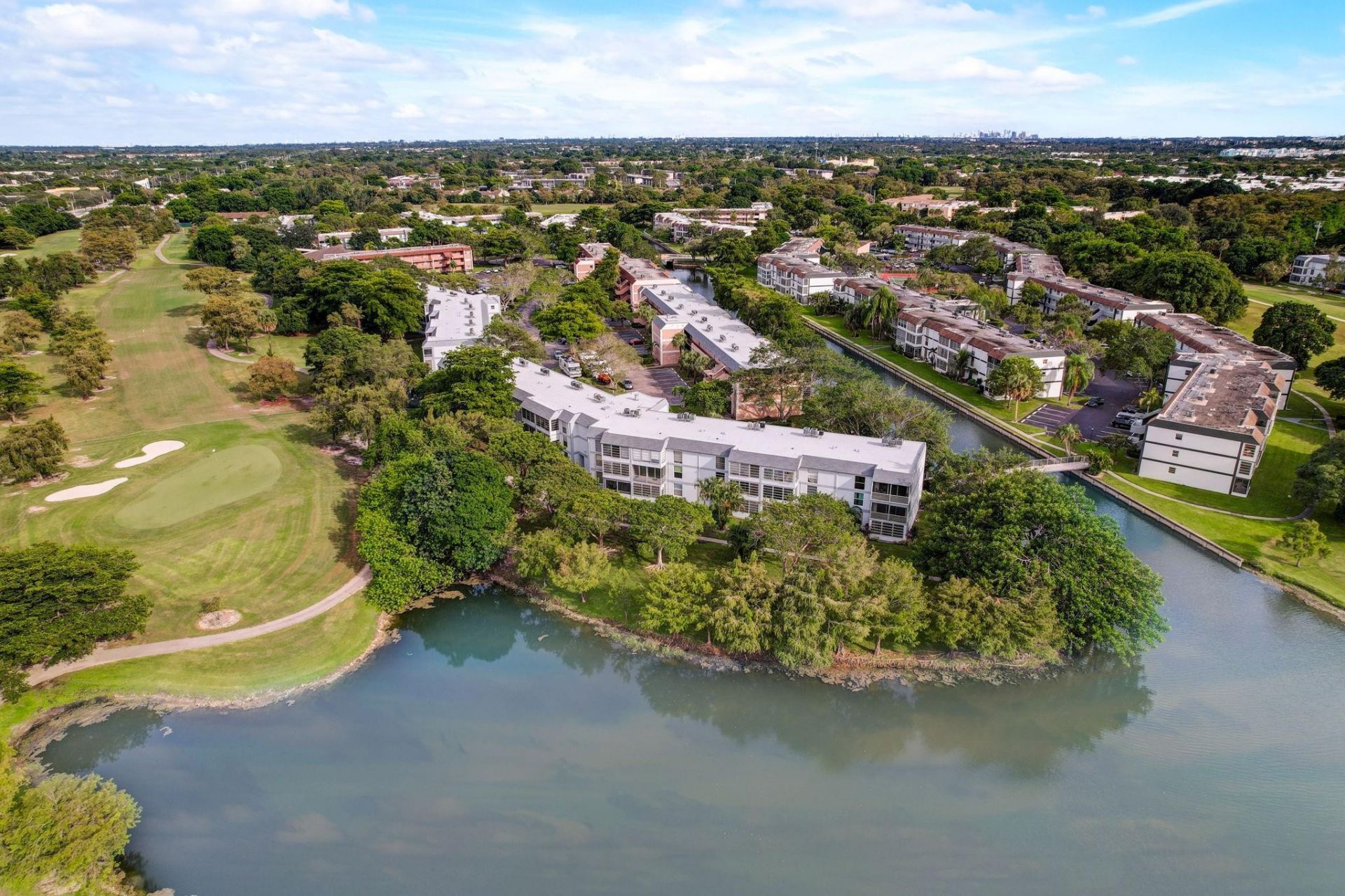 8370 Sands Point Boulevard Boulevard, Unit H208, Tamarac, FL 33321 Photo