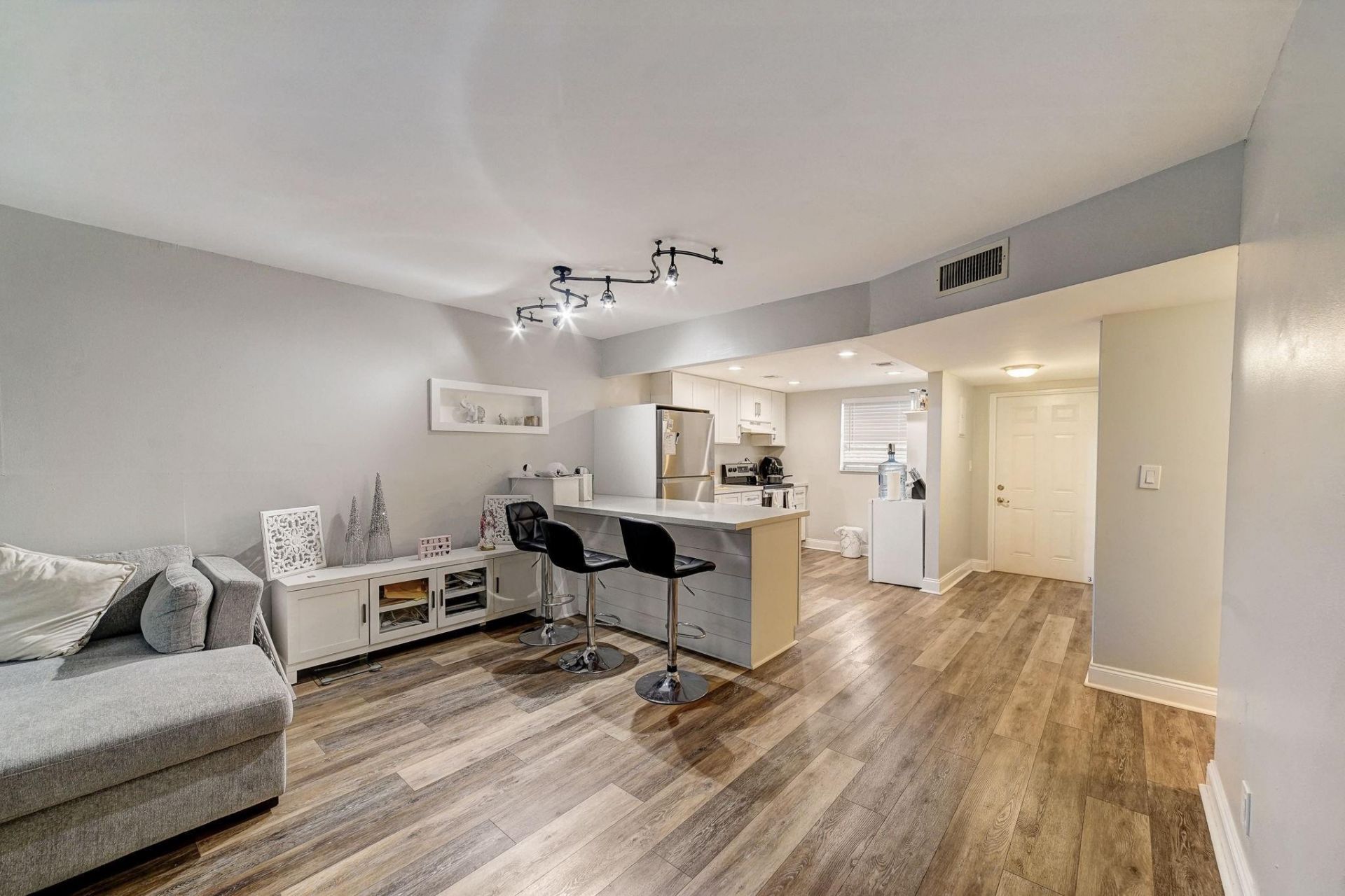 8370 Sands Point Boulevard Boulevard, Unit H208, Tamarac, FL 33321 Photo
