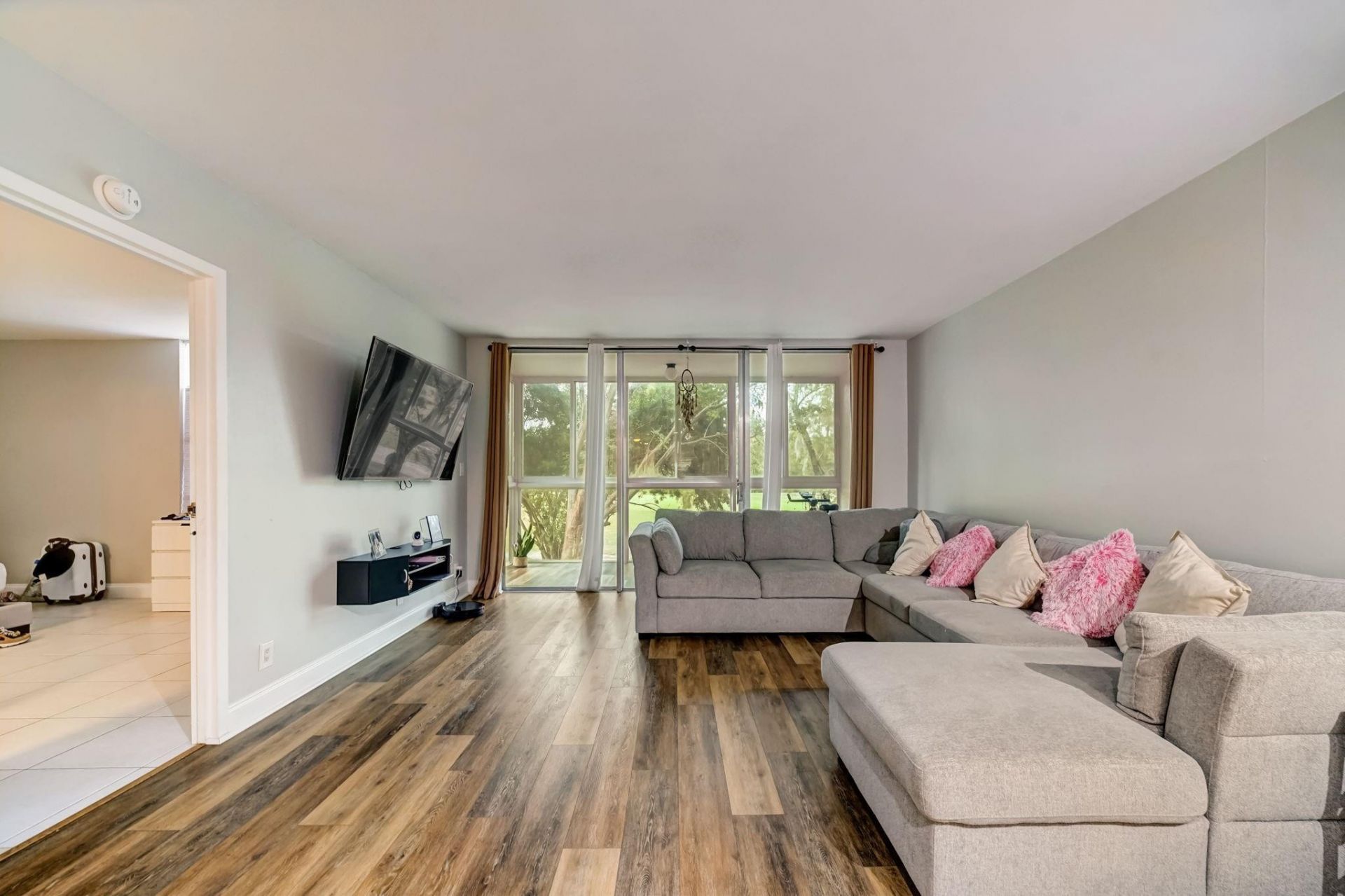 8370 Sands Point Boulevard Boulevard, Unit H208, Tamarac, FL 33321 Photo