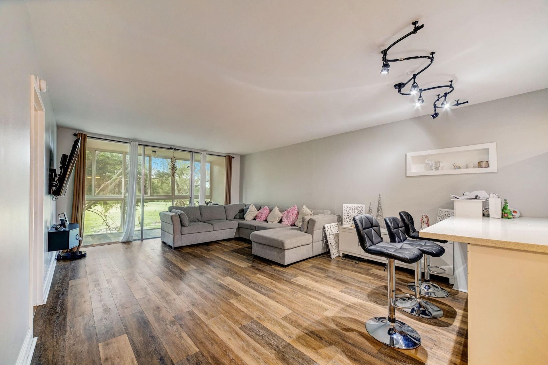8370 Sands Point Boulevard Boulevard, Unit H208, Tamarac, FL 33321 Photo