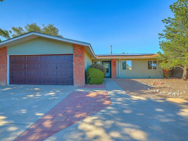 4909 Homestead Trail NW, Albuquerque, NM 87120