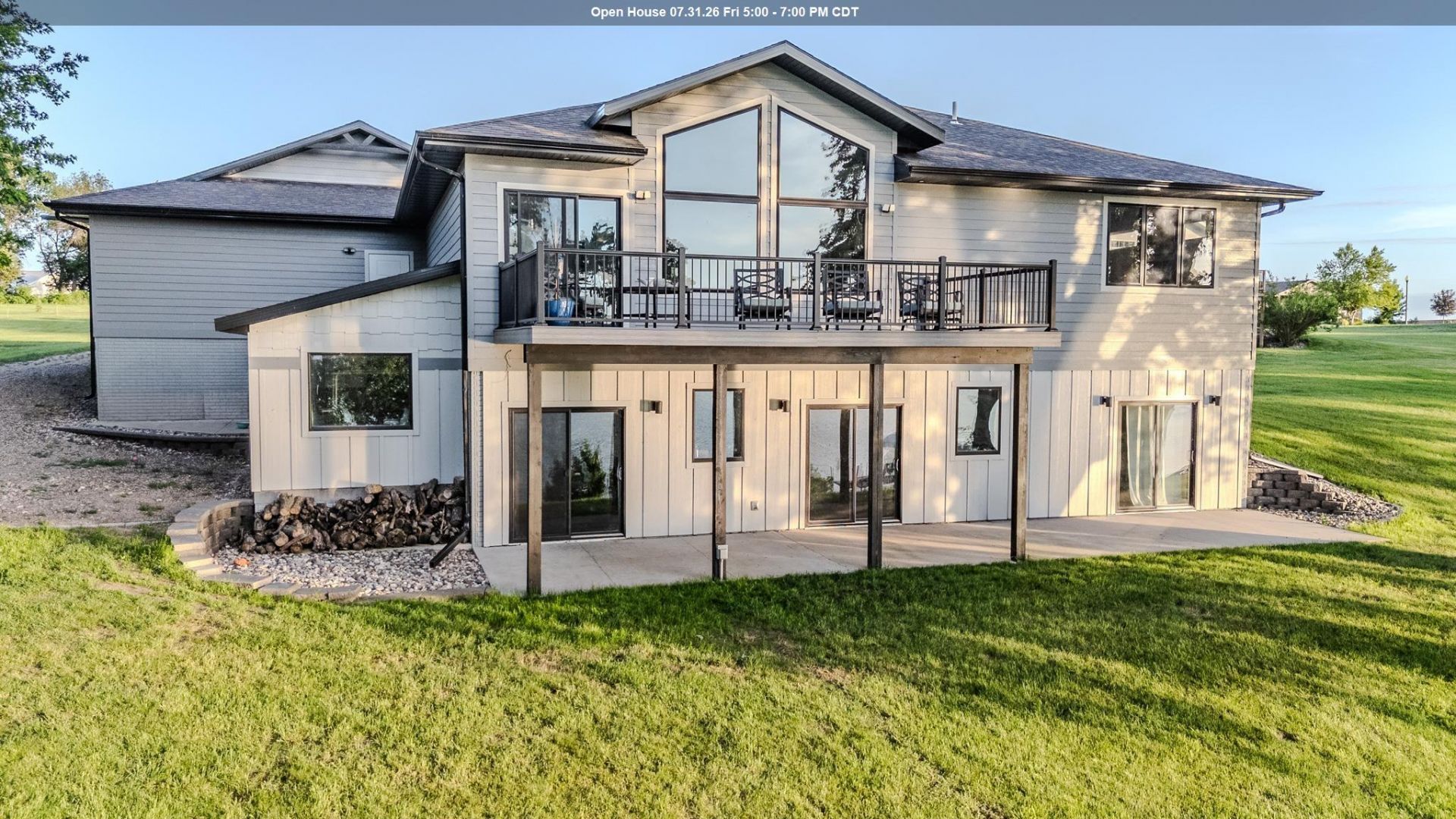 102 West Bay Road  Lake Park, IA 51347