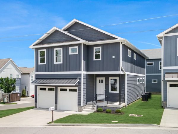 6037 Sterling St , Nashville, TN 37209
