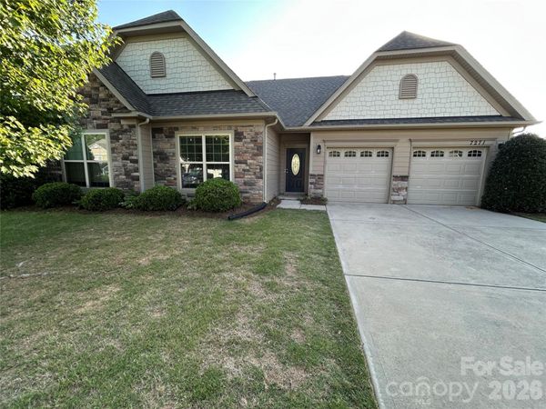 7271 Adirondack Drive , Denver, NC 28037