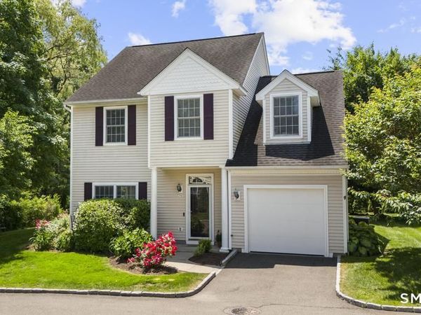 78 Village, Unit 78, Wilton, CT 06897