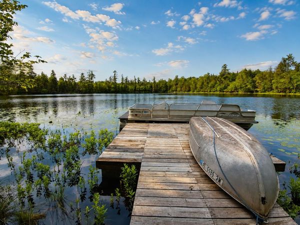 7094 S 128th Avenue, Rothbury, MI 49452