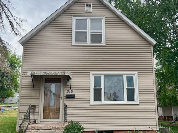 810 Section Street, Norway, MI 49870
