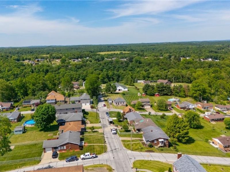 302 Leonard Avenue , Wintersville, OH 43953 Photo 8