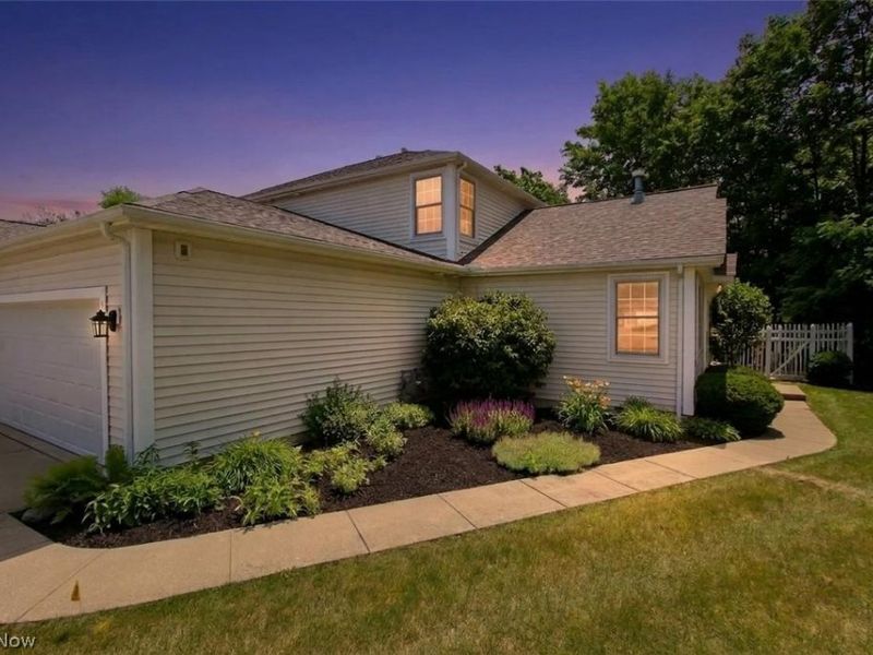 5254 Ridgetop Court, Medina, OH 44256 Photo 2