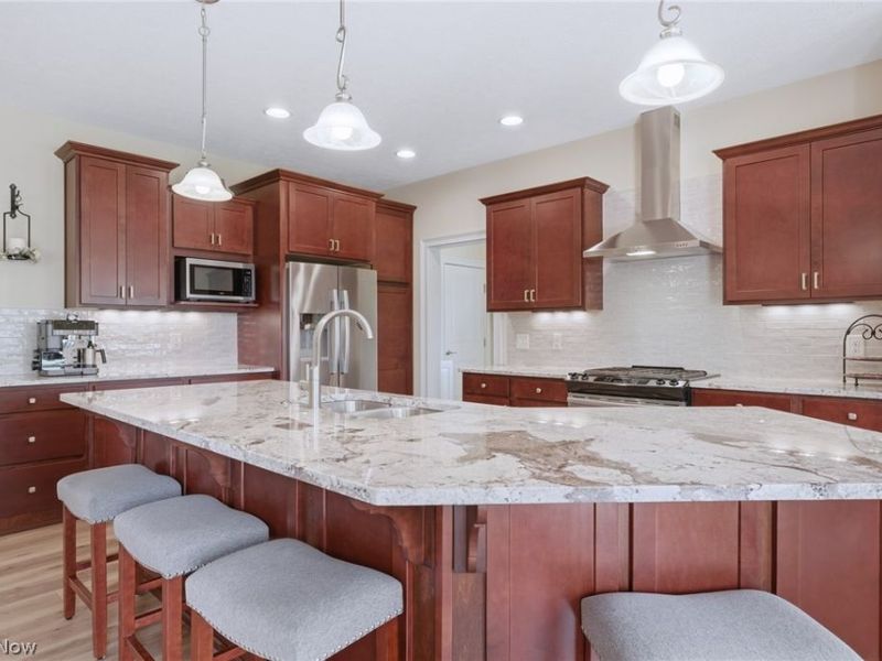 34779 Legends Way , Grafton, OH 44044 Photo 11