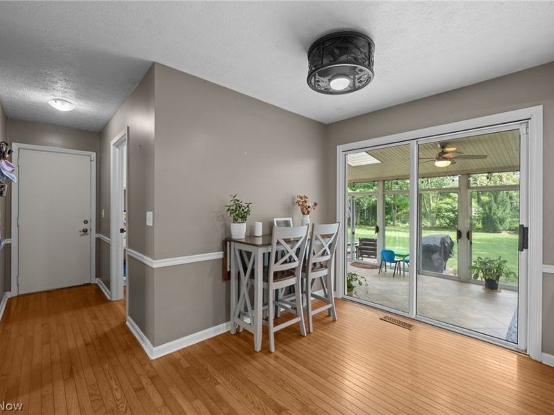 31477 Roberta Drive, Bay Village, OH 44140 Photo 11