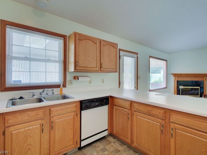 1364 Killian Road, Akron, OH 44312 Photo 15