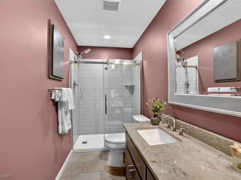17813 Suncliff Place, Strongsville, OH 44136 Photo 8