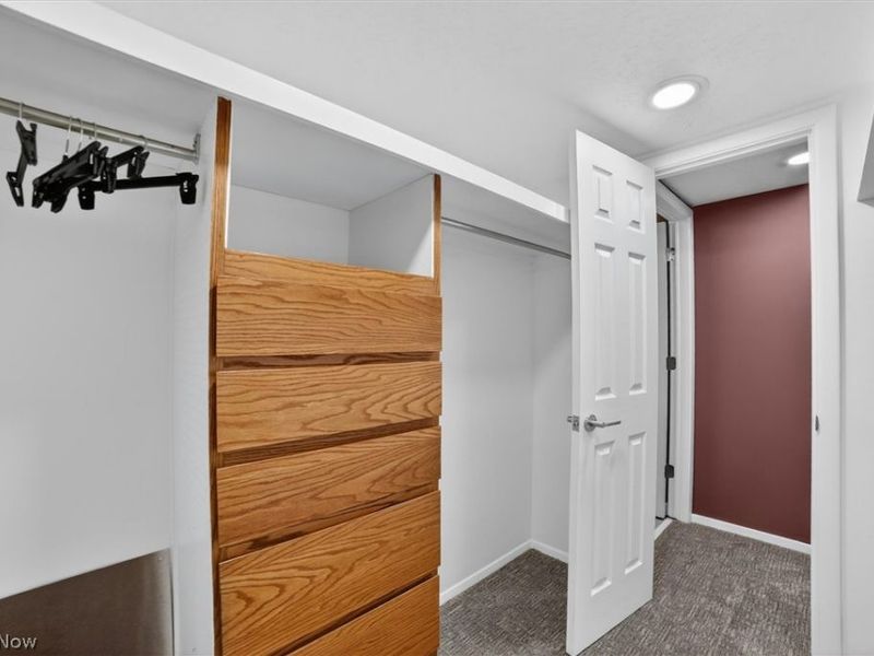 17813 Suncliff Place, Strongsville, OH 44136 Photo 9
