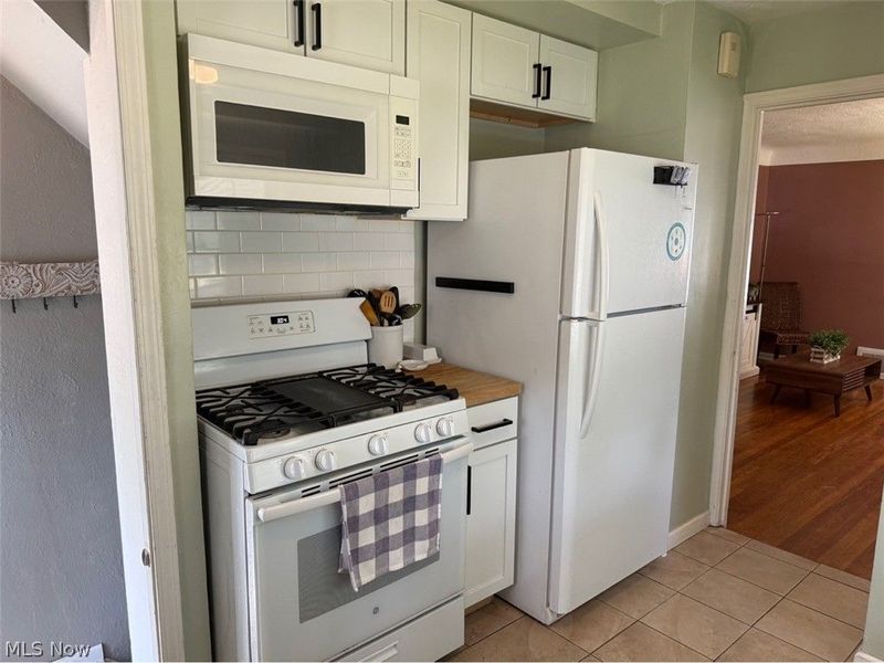 21203 Raymond Street, Maple Heights, OH 44137 Photo 7