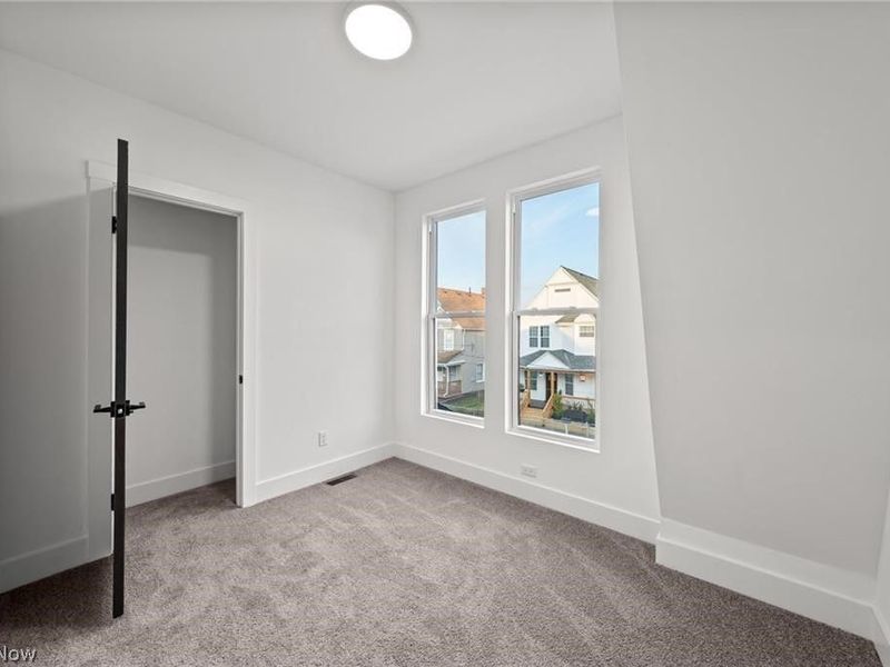 1422 W 77th Street, Cleveland, OH 44102 Photo 26