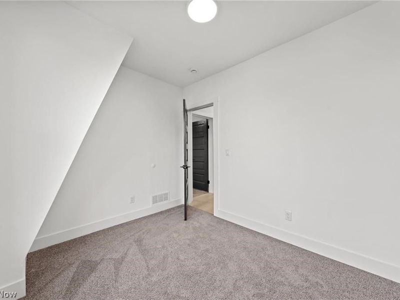 1422 W 77th Street, Cleveland, OH 44102 Photo 27