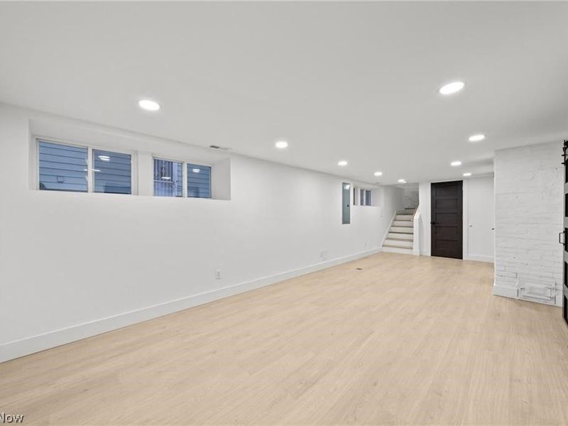 1422 W 77th Street, Cleveland, OH 44102 Photo 34