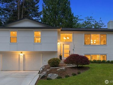 1529 172nd Place NE, Bellevue, WA 98008