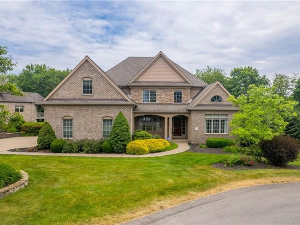 531 Laurel Oak Dr, Sewickley, PA 15143