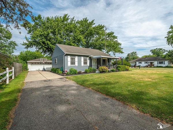 1693 Roman Drive, Monroe, MI 48162