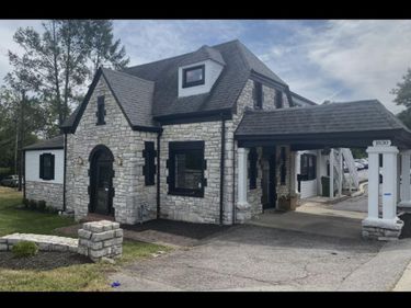 1830 Versailles Road, Lexington, KY 40504