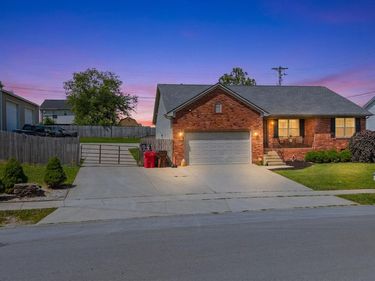513 EDGEWOOD Drive, Nicholasville, KY 40356
