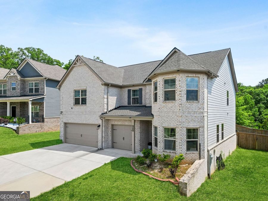 Property Image 6