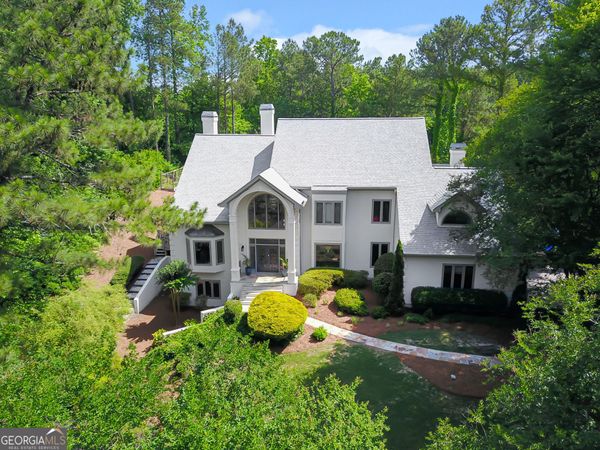 10 Quarry Lake Court, Sandy Springs, GA 30342