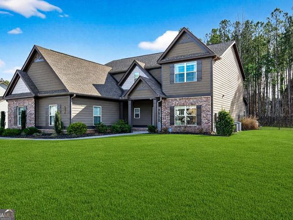 125 Atkins Lane, Fayetteville, GA 30215