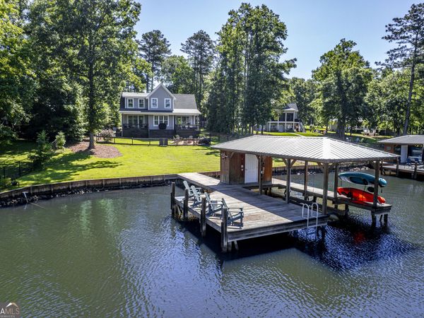 110 Harbour Point NW, Milledgeville, GA 31061