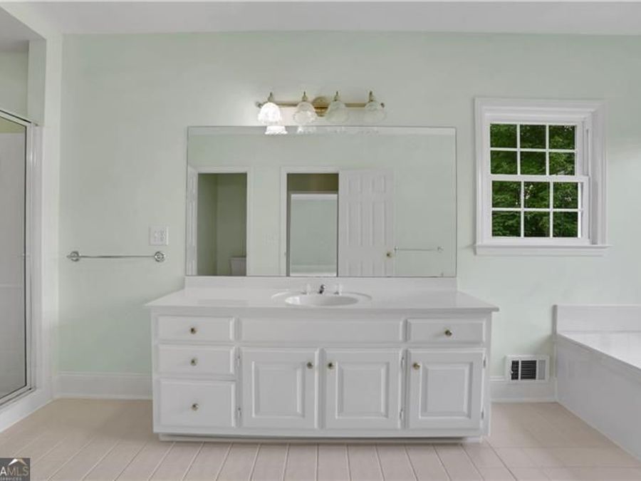 Property Image 109