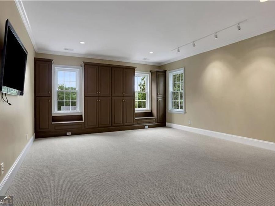 Property Image 80