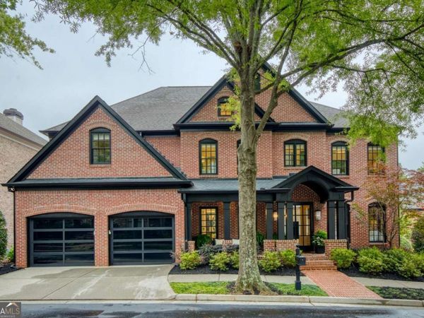 2975 Woodvale Court, Alpharetta, GA 30022