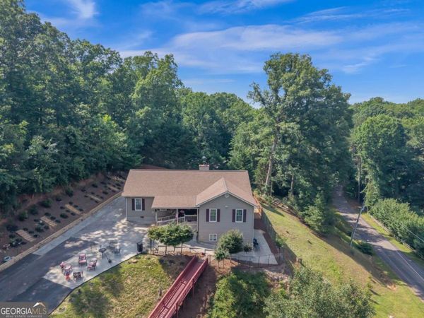 3105 NAVAJO CIRCLE, Gainesville, GA 30501