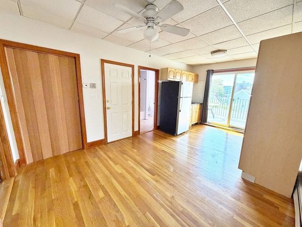14 Cottage St, Unit 3, Boston, MA 02128