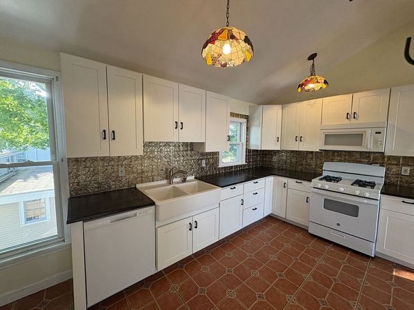 100 Summit Ave, Unit 2, Winthrop, MA 02152