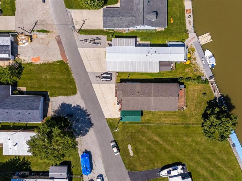 2845 W Risingsun Road, Port Clinton, OH 43452 Photo 32