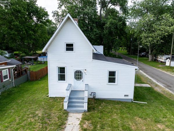 234 Charlotte Street, Tiffin, OH 44883
