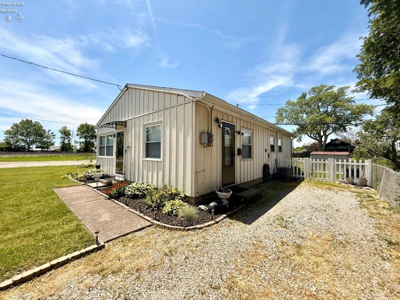 1337 Lasalle, Sandusky, OH 44870 Photo 2