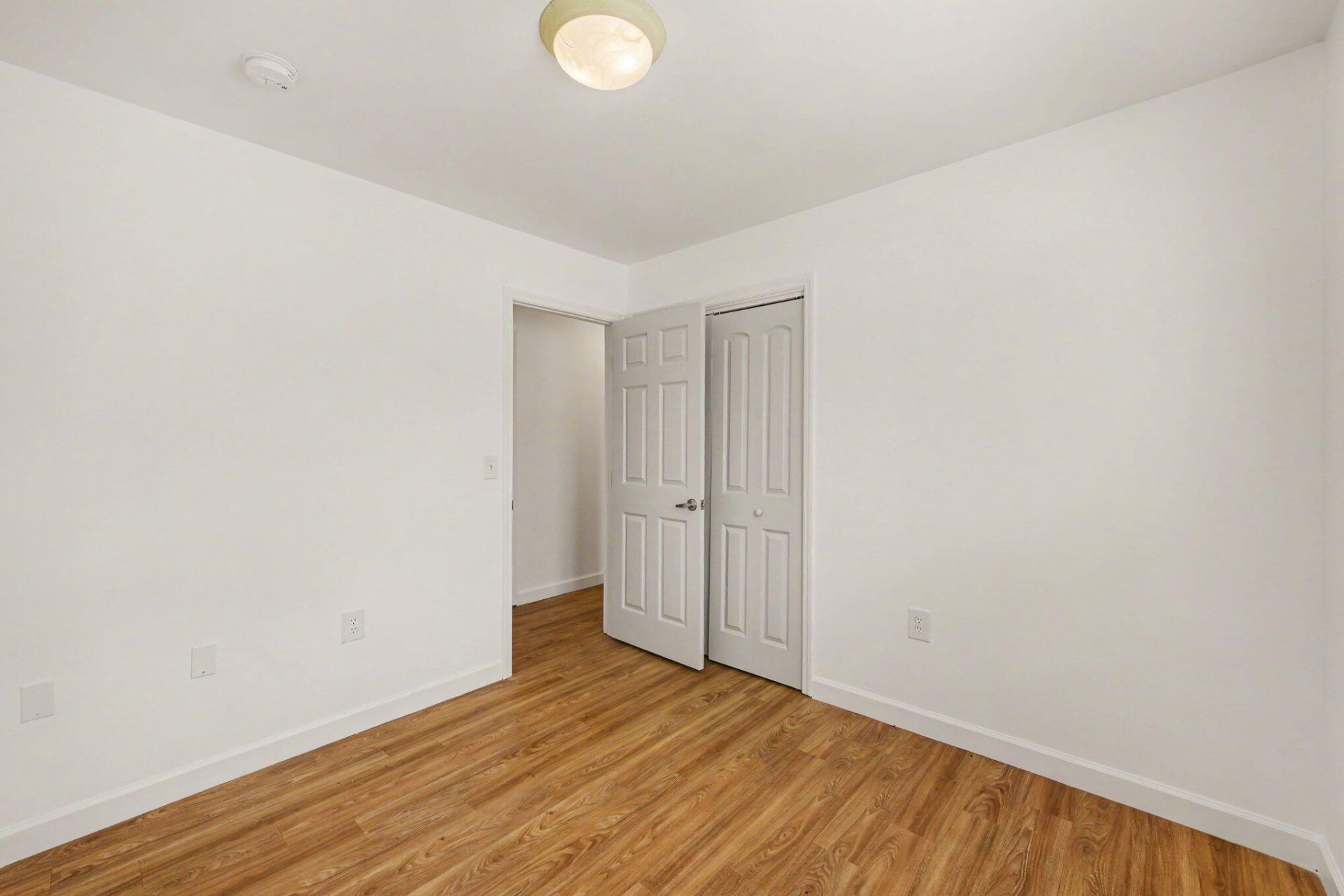 1006 Fiall Street Photo 21