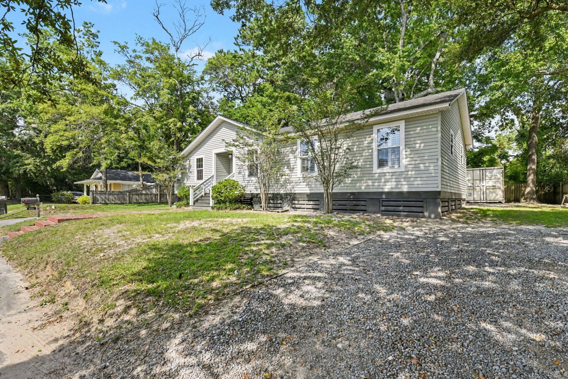1006 Fiall Street Photo 31