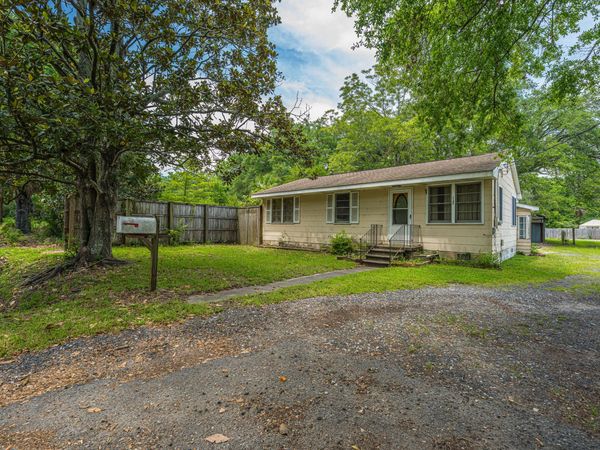 1182 Russell Drive, Mount Pleasant, SC 29464