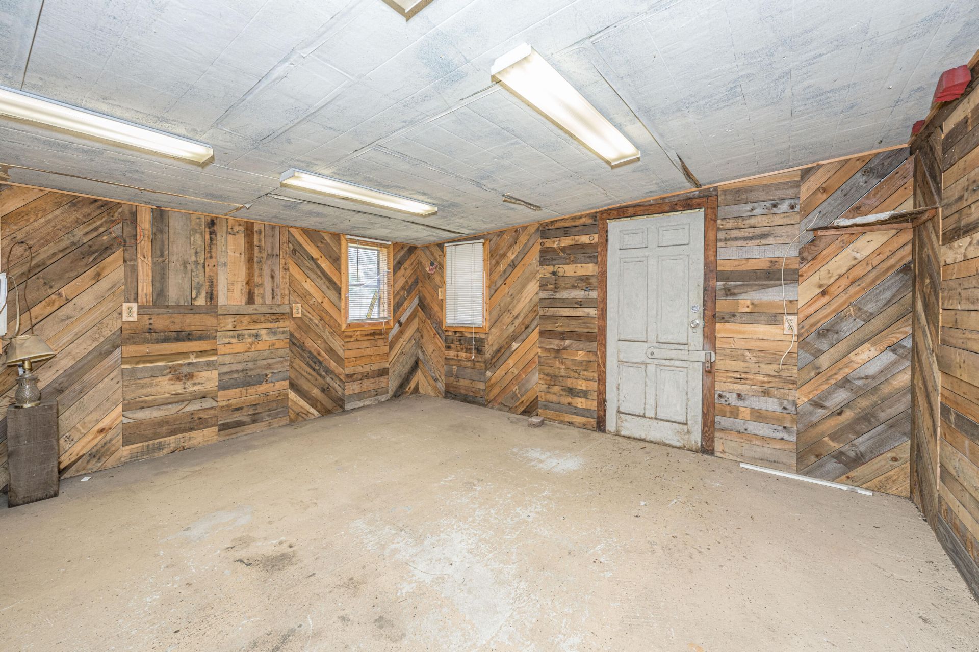 1182 Russell Drive Photo 31