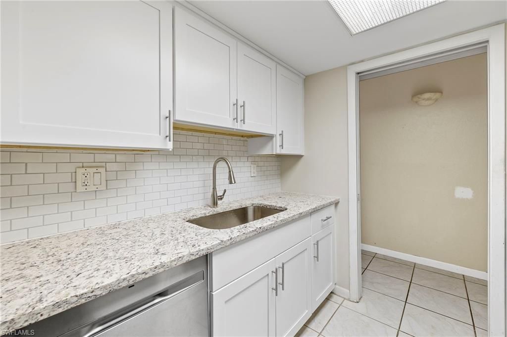 2366 E Mall Dr , Unit 213, Fort Myers, FL 33901 Photo